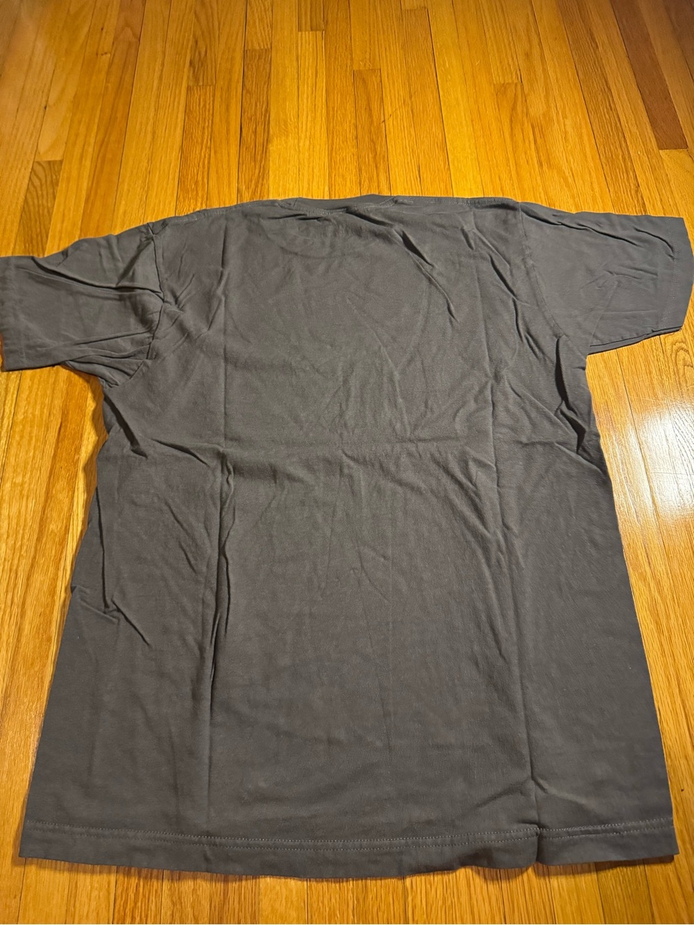 Yellowstone Dutton Ranch Graphic Tee Men’s Large - Picture 2 of 6